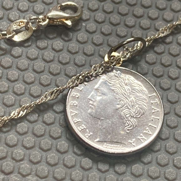 14k gold bale connected to a Italian coin - Picture 3 of 5